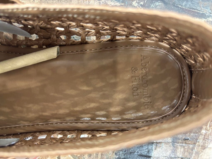 Abercrombie & Fitch Women NWT Raffia Mary Jane Size: 10