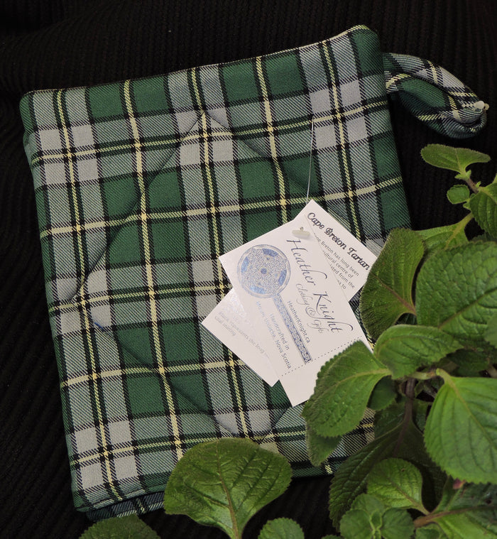 Cape Breton Tartan Pot Holders