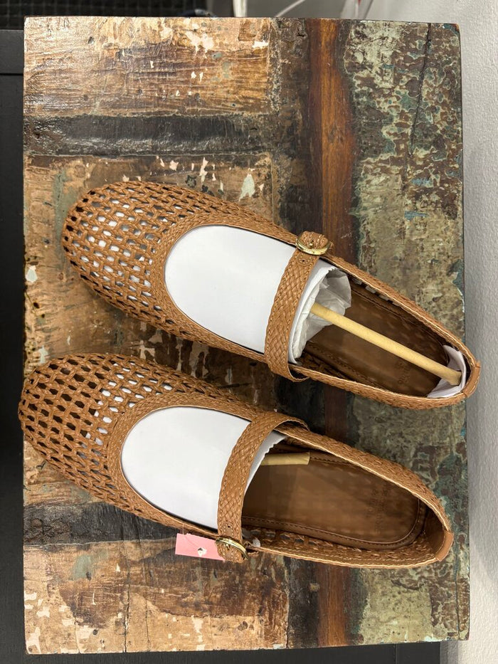 Abercrombie & Fitch Women NWT Raffia Mary Jane Size: 10