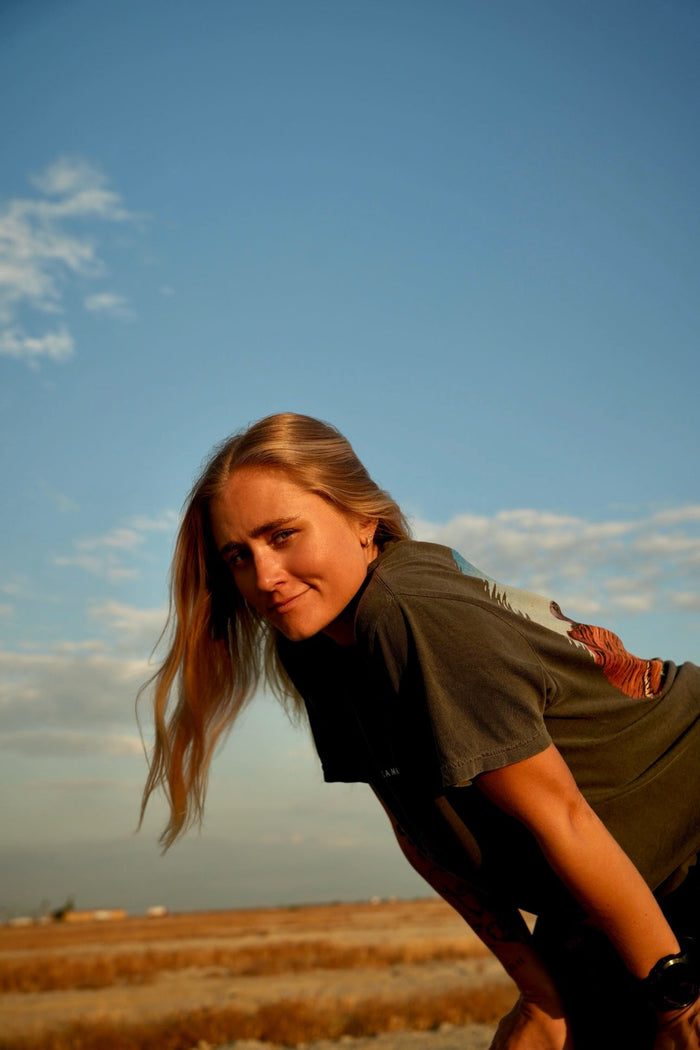ATACAMA x Allie Gibbons - “DT ESSENTIAL" PREMIUM T - SHIRT – T-Shirt – Dead Threads Apparel