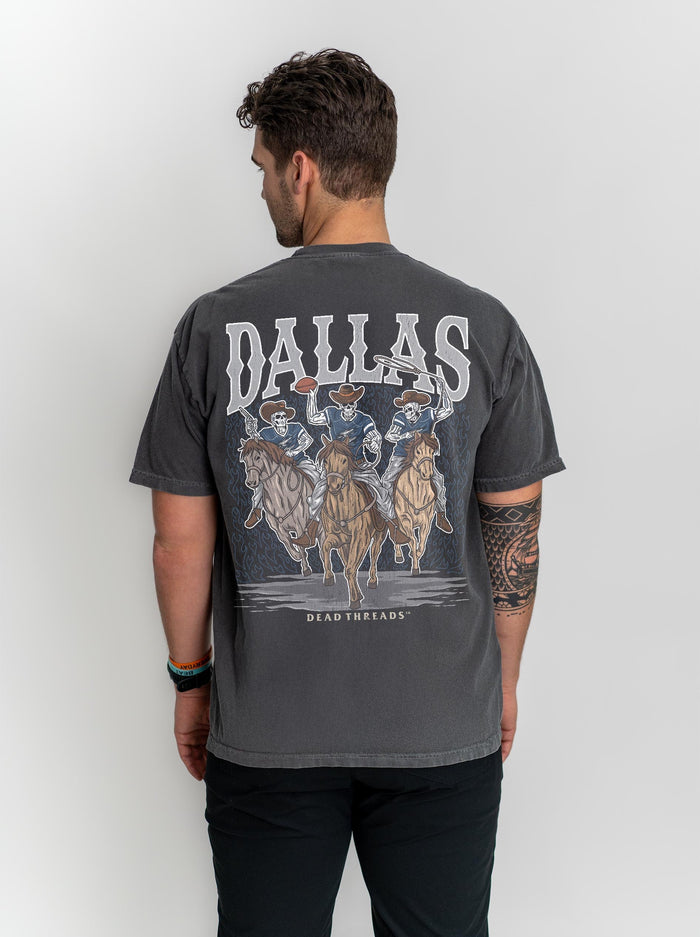 DALLAS FOOTBALL - “3 SKULL” PREMIUM T - SHIRT – T-Shirt – Dead Threads Apparel