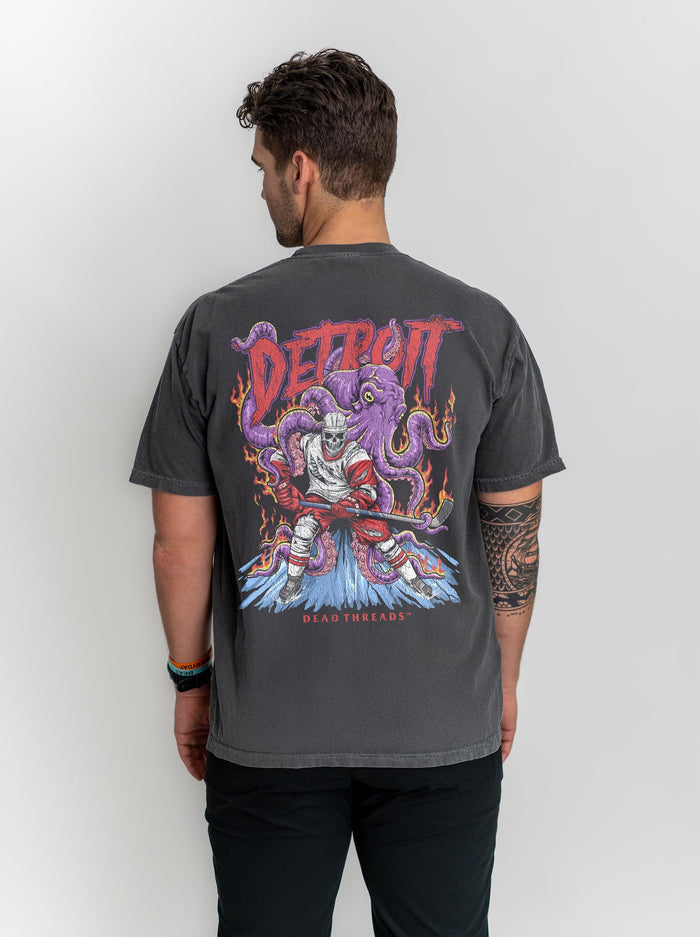 DETROIT HOCKEY - “3 SKULL” PREMIUM T - SHIRT – T-Shirt – Dead Threads Apparel