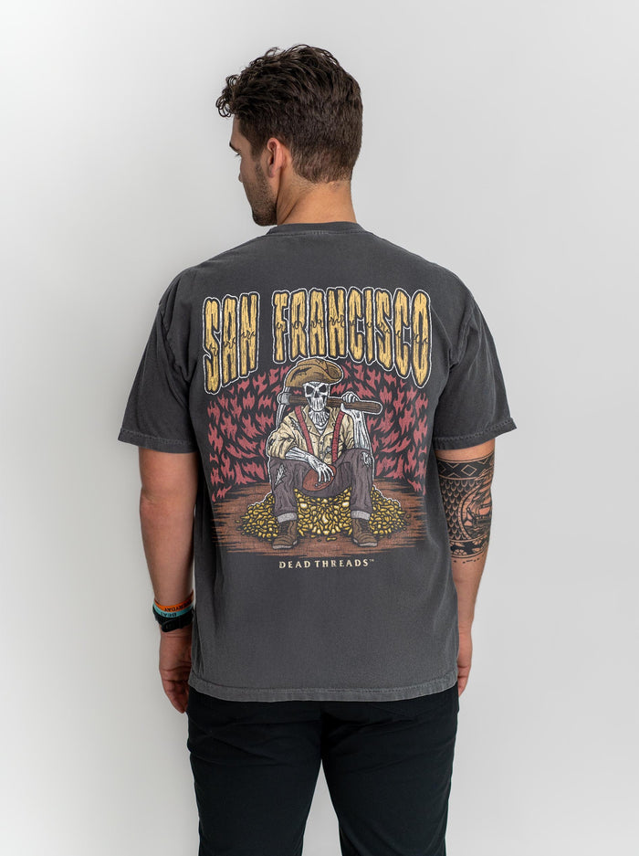 SAN FRANCISCO FOOTBALL - “3 SKULL” PREMIUM T - SHIRT – T-Shirt – Dead Threads Apparel