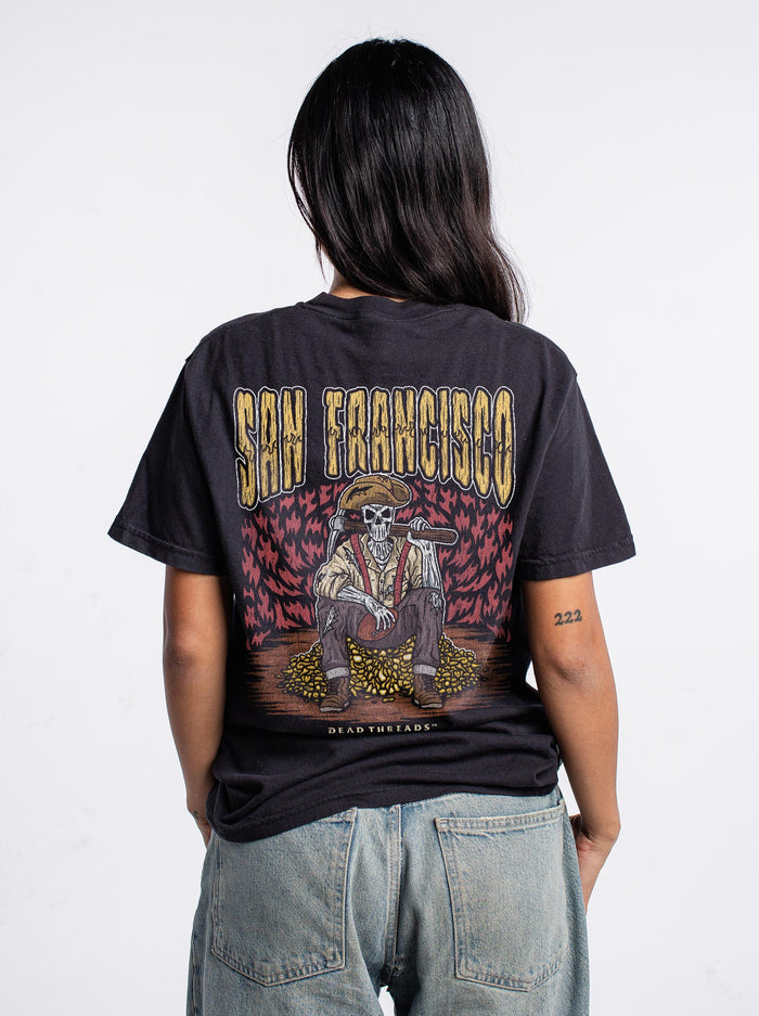 SAN FRANCISCO FOOTBALL - “3 SKULL” PREMIUM T - SHIRT – T-Shirt – Dead Threads Apparel