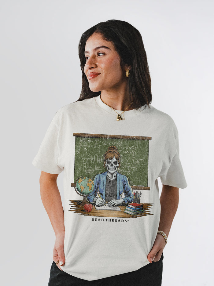 SKULL'S IN SESSION (MRS.) – T-Shirt – Dead Threads Apparel